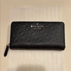 Kate Spade Hollie Clover Geo Embossed Large Continental Wallet Black NWT